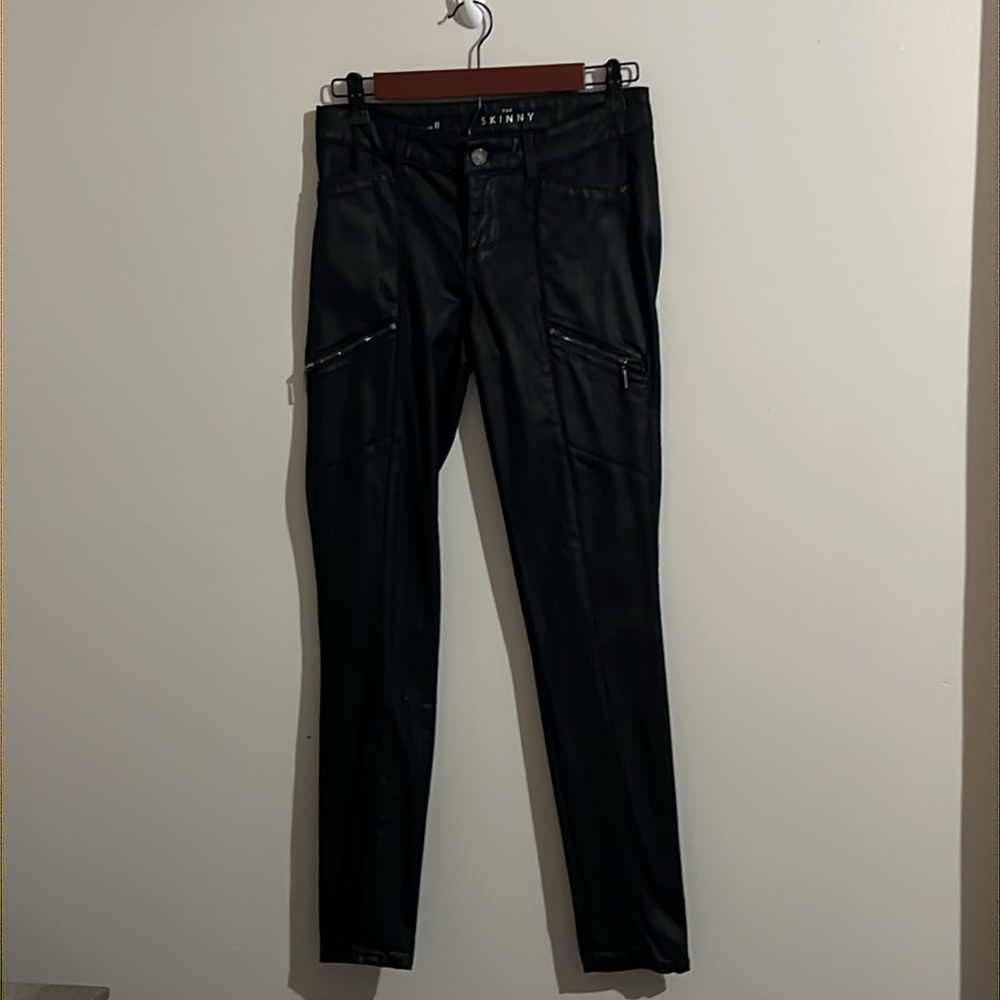 White House Black Market black coated skinny jeans size 0